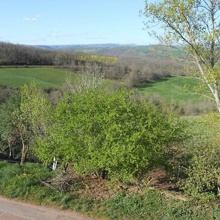 Chambre D'Hotes Des Monts Saint-Izaire Zewnętrze zdjęcie